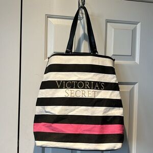 Victoria’s Secret VS Bucket Tote Beach Travel Bag